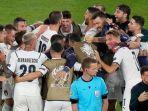 timnas-italia-saat-memenangkan-pertandingan-kontra-turki-di-euro-2020.jpg