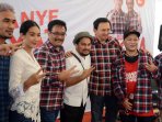 tompi-ahok-djarot-dan-deretasn-artis_20161128_151152.jpg