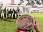 tompi-saat-memotret-keluarga-presiden-jokowi-di-kebun-raya-bogor.jpg