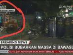viral-pedagang-bakso-tetap-jualan-di-tengah-massa-aksi-22-mei-di-bawaslu-curi-perhatian-netizen.jpg