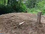 viral-tiga-makam-di-padang-pariaman-tiba-tiba-meninggi-hingga-15-meter.jpg