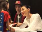 wonder-woman-cilik-bertemu-gal-gadot_20170724_094057.jpg