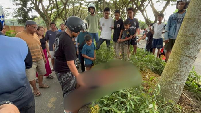 Warga jatuh dari motor serangan