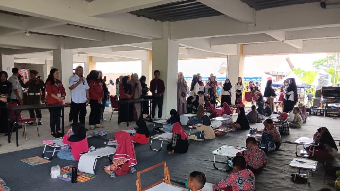 Puluhan Siswa SD Semarakkan Pra-Festival Literasi Sulbar 2025 dengan Lomba Menggambar