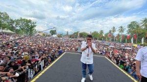 Calon-Bupati-Polman-nomor-urut-2-Andi-Bebas-Manggazali-tampil-di-depan-ribuan-pendukung.jpg