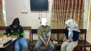 Firman-27-ditangkap-dan-telah-diinterogasi-kasus-pencabulan-anak-di-bawah-Umur.jpg