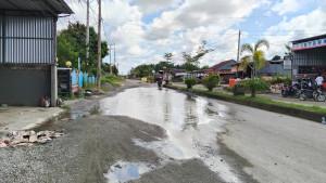 Genangan-air-di-Jl-Daengna-Maccerinnae.jpg