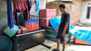 Ikan-masuk-ke-Tempat-Pengumpulan-Ikan-TPI-di-Desa-Babana-Mamuju-Tengah.jpg