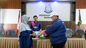 Istri-terdakwa-korupsi-PDAM-Mamasa-k.jpg