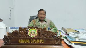 Kadis-DLH-Mateng-Asmuni-saat-ditemui-di-ruang-kerjanya-Kantor-DLH-Mateng.jpg