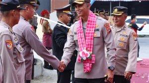 Kapolres-Majene-yang-baru-AKBP-Muhammad-Amiruddin-disambut-di-Mapolres-Majene.jpg