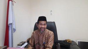 Ketua-KPU-Sulbar-Rustang-saat-ditemui-di-ruangan-kerjanya.jpg