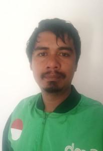Ketua-Komunitas-Ojol-Mamuju-Aldy-saat-ditemui-di-salah-satu-warung-kopi-di-Mamuju.jpg
