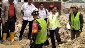 Peletakan-batu-pertama-pembangunan-revitalisasi-SDN-001-Mamasa.jpg