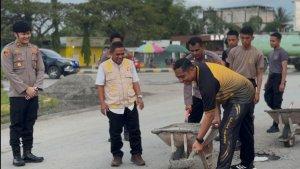 Polres-Mateng-saat-melakukan-penimbunan-dan-5.jpg