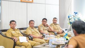Rapat-bahas-kebun-sawit.jpg