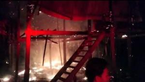 Rumah-kosong-di-Polman-terbakar.jpg