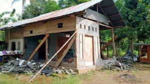Rumah-warga-rusak-akibat-gempa-b.jpg