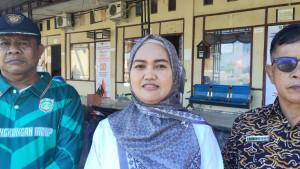 Sekda-Mateng-Litha-Febriani-saat-ditemui-di-depan-Kantor-Disdukcapil-Mateng.jpg