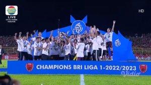 Selebrasi-juara-PSM-Makassar-di-Stadion-Gelora-BJ-Habibie-Kota-Parepare.jpg