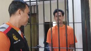 Seorang-pria-bernama-Aldo-Aprian-23-warga-Jambi-Seberang-Kota-Jambi-ditangkap-polisi.jpg