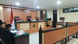 Sidang-lanjutan-perkara-Tipilu-kades-Sumarrang-menghadirkan-dua-saksi-di-PN-Polewali.jpg