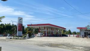 Suasana-SPBU-Bulu-Cindolo-di-Kabupaten-Pasangkayu-Rabu-8102025-Terpantau-masih-sepi.jpg