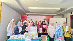 Tim-Pengabdian-Masyarakat-Unsulbar-latih-KWT-produksi-dan-pemasaran-sabun-dan-sampo-alami.jpg