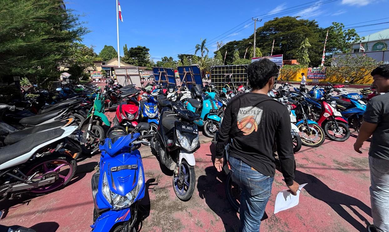 60 Motor Warga Tolak Eksekusi Lahan di Campalagian Polman Disita Polisi untuk Penyelidikan Hukum