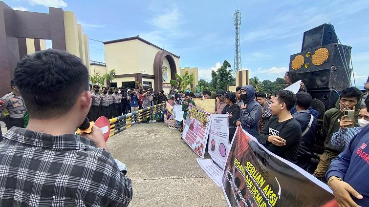 Aliansi Pemuda dan Mahasiswa Pitu Ulunna Salu Minta Polda Sulbar Usut Tuntas Pembunuhan di Aralle