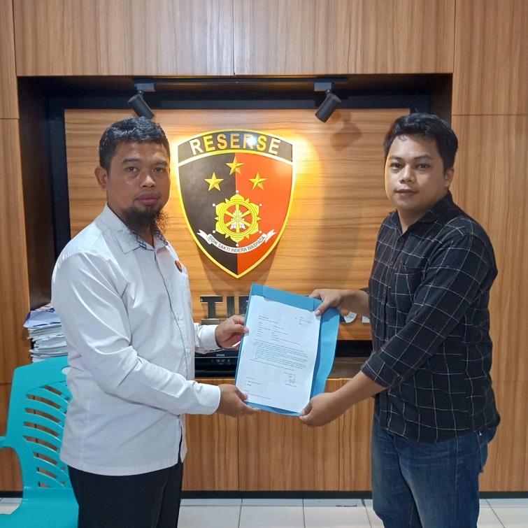 Ampera Bawa Bukti ke Polresta Mamuju Terkait Dugaan Korupsi Proyek Rujab Wakil Bupati Mamuju