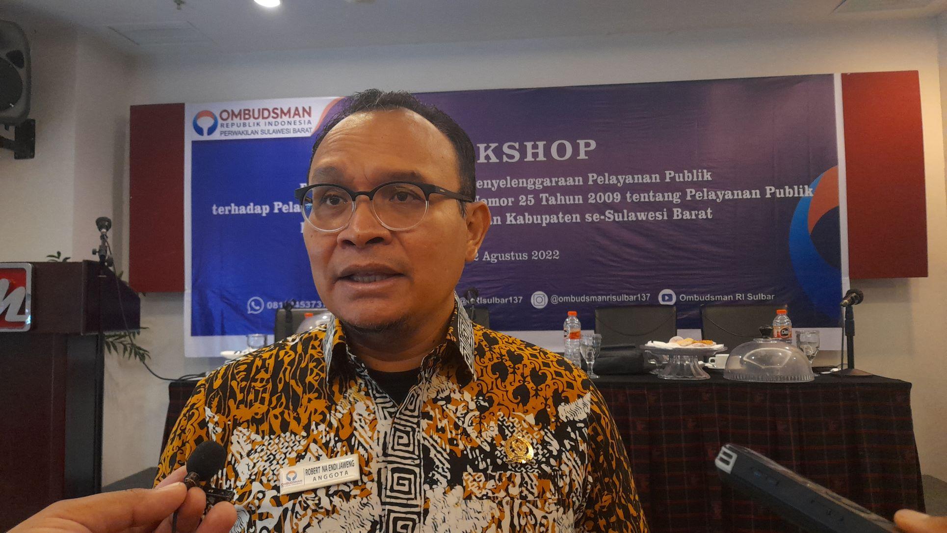 Soroti Dinkes dan Disdik Sulbar, Anggota Ombudsman Robert ke Akmal Malik 'Tolong Diperhatikan'
