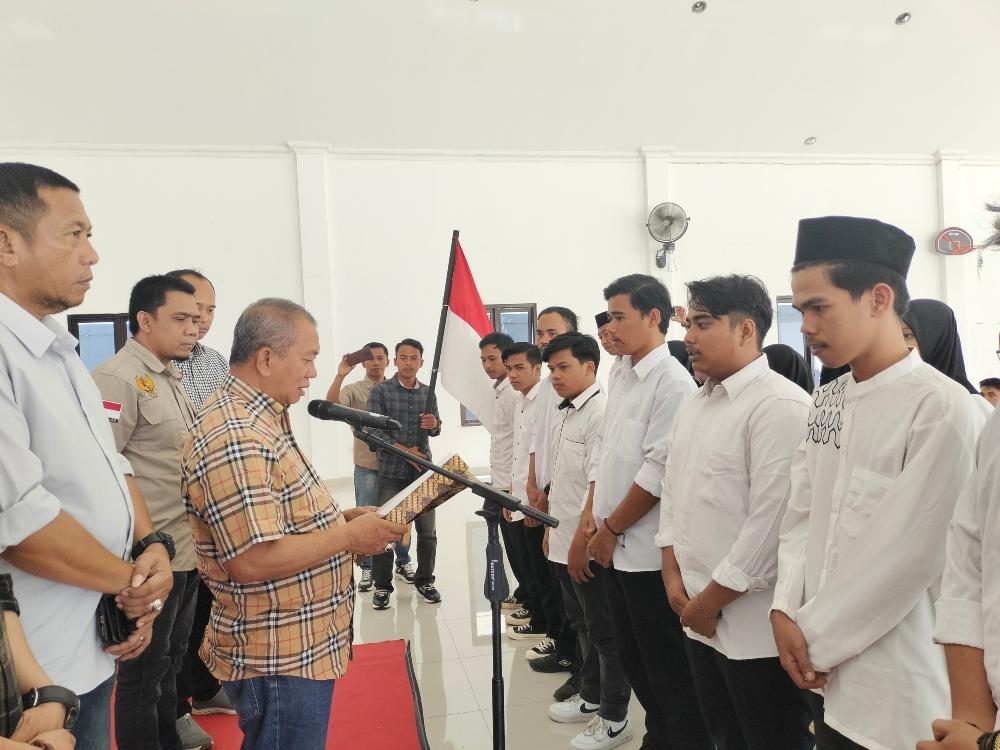 Bupati-Polman-Andi-Ibrahim-Masdar-lantik-pengurus-HPMP-Makassar-periode-2022-2024.jpg