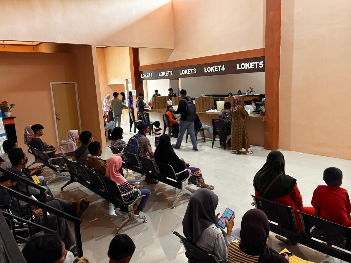 Disdukcapil-Polman-kini-memiliki-ruang-pelayanan-administrasi-kependudukan-baru.jpg