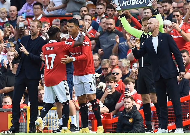 Erik-ten-Hag-kehilangan-pertandingan-pertamanya-sebagai-manajer-Manchester-United.jpg