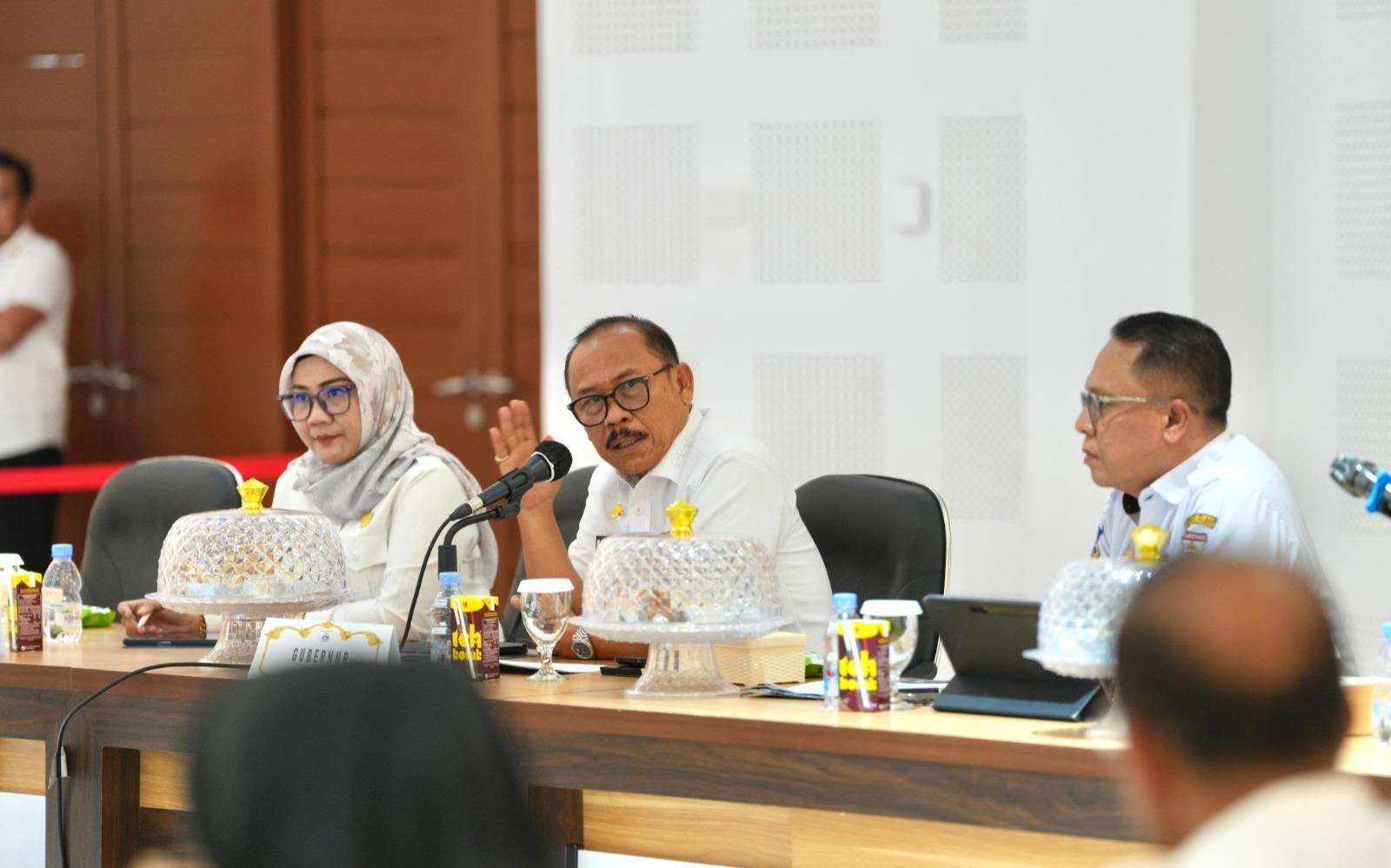 Gubernur-Sulawesi-Barat-Suhardi-Duka-memimpin-Rakor-Optimalisasi-Pengelolaan-Keuangan-Daerah.jpg