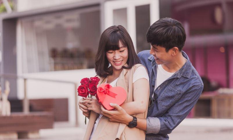 12 RAMALAN SHIO Cinta Besok Sabtu 6 Juli 2024: Shio Tikus Paling Happy, Anjing Hati-Hati Bicara