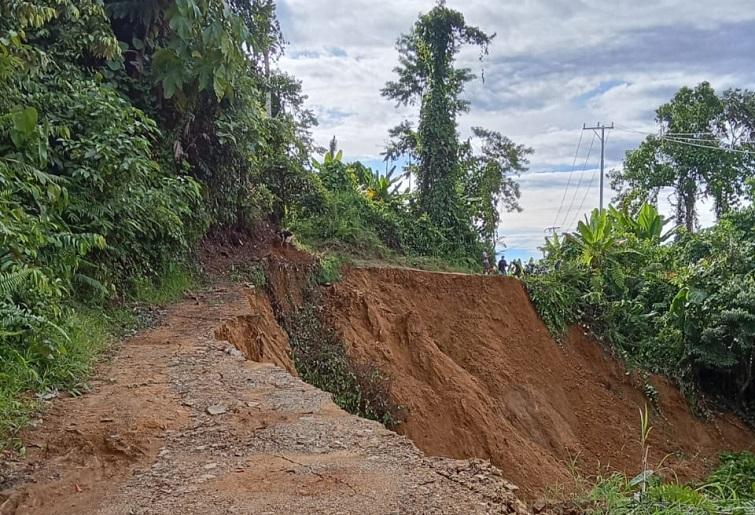 5 Hari Mati Total Akibat Longsor, Listrik di Desa Karossa Mamuju Tengah Kembali Nyala