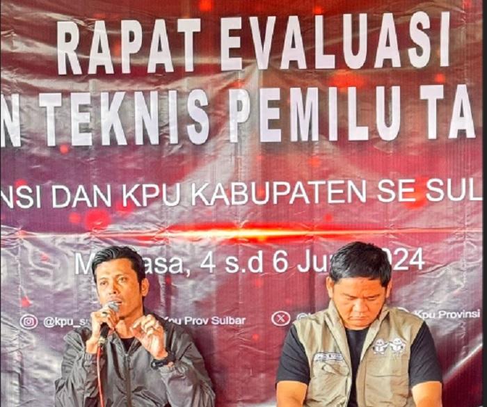 KPU-Sulbar-rapat-evaluasi-tahapan-teknis-Pemilu-2024-di-Kabupaten-Mamasa-Sulbar.jpg