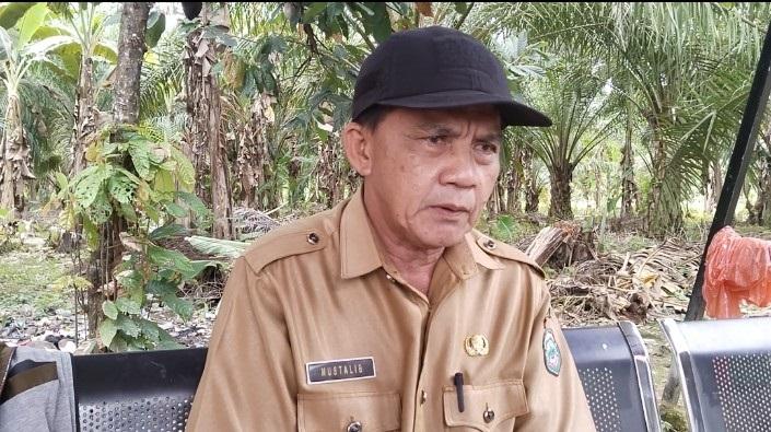 Kepala-Bidang-Kedaruratan-dan-Logistik-BPBD-Mamuju-Tengah.jpg