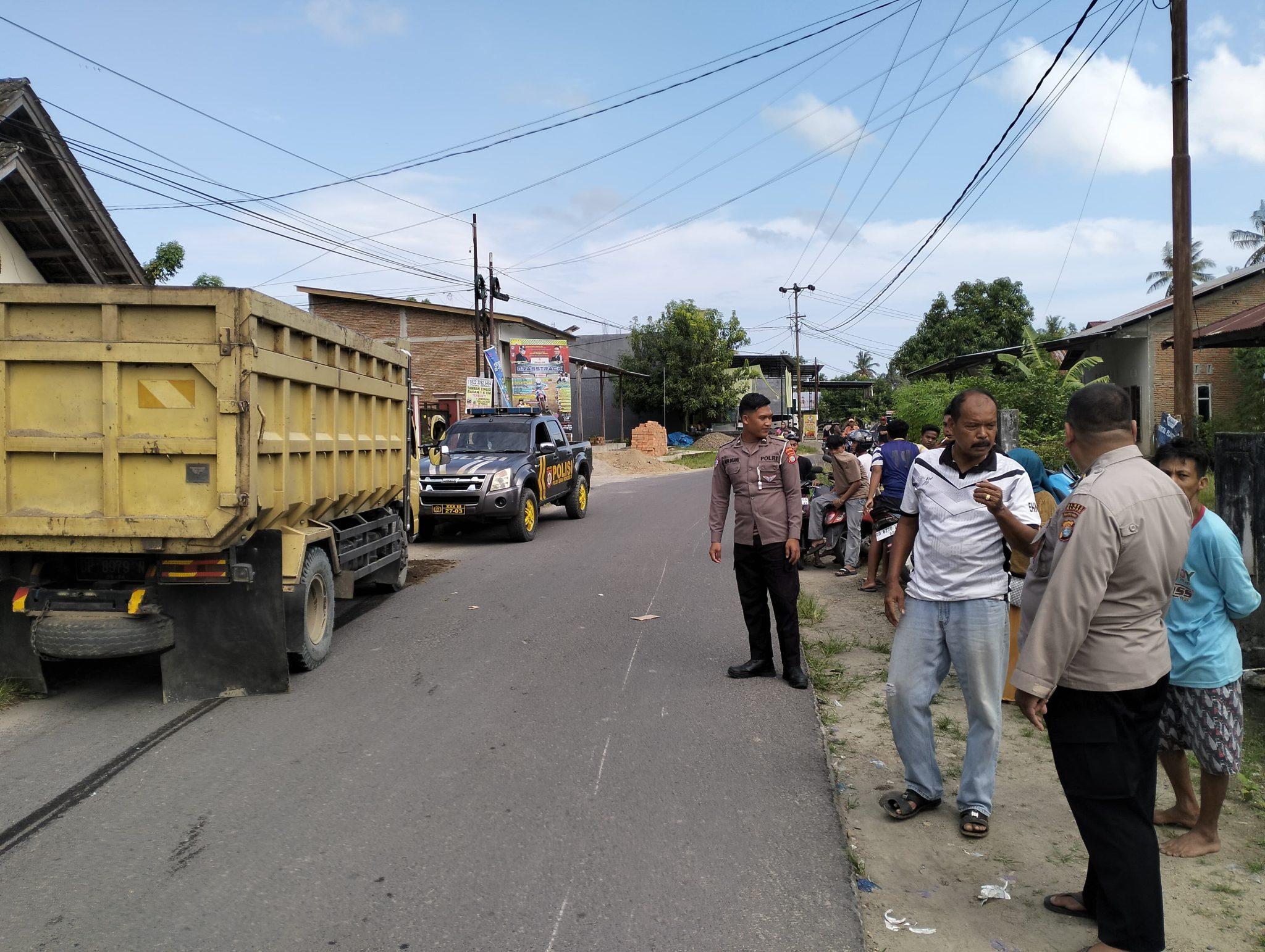 Olah-TKP-lakalantas-hingga-pemotor-meninggal.jpg