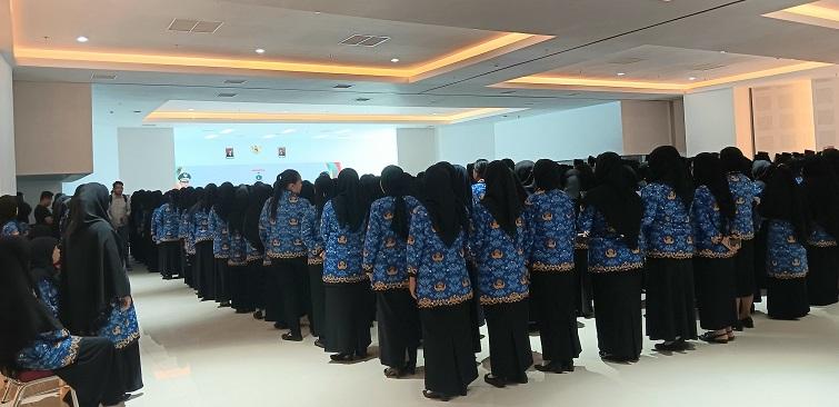 PPPK-Guru-Pemprov-Sulbar-yang-berbaris-me.jpg
