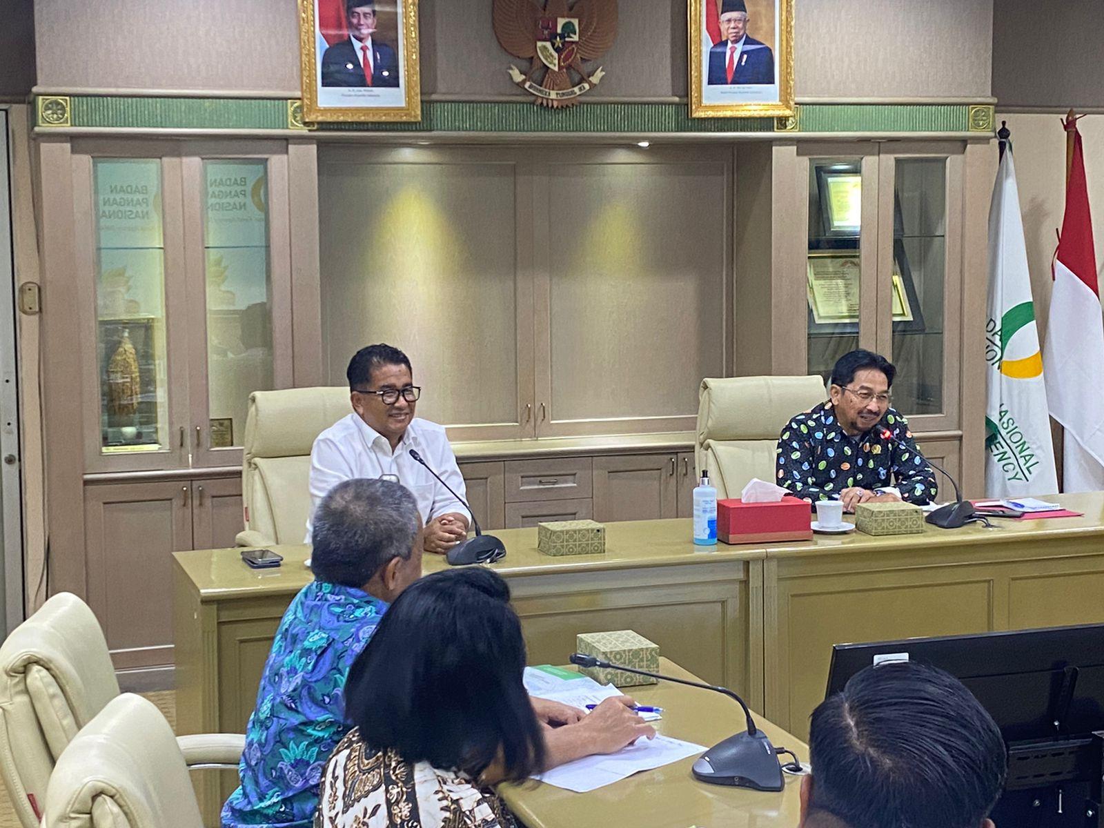 Penjabat-Pj-Gubernur-Sulbar-Akmal-Malik-menemui-Sekretaris-Utama-Badan-Pangan-Nasional.jpg
