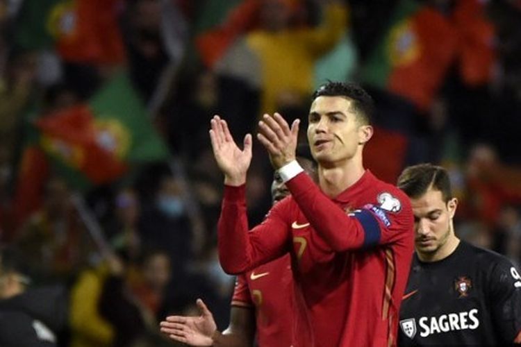 Penyerang-Portugal-Cristiano-Ronaldo-merayakan-kemenangan-timnya-atas-Turki.jpg