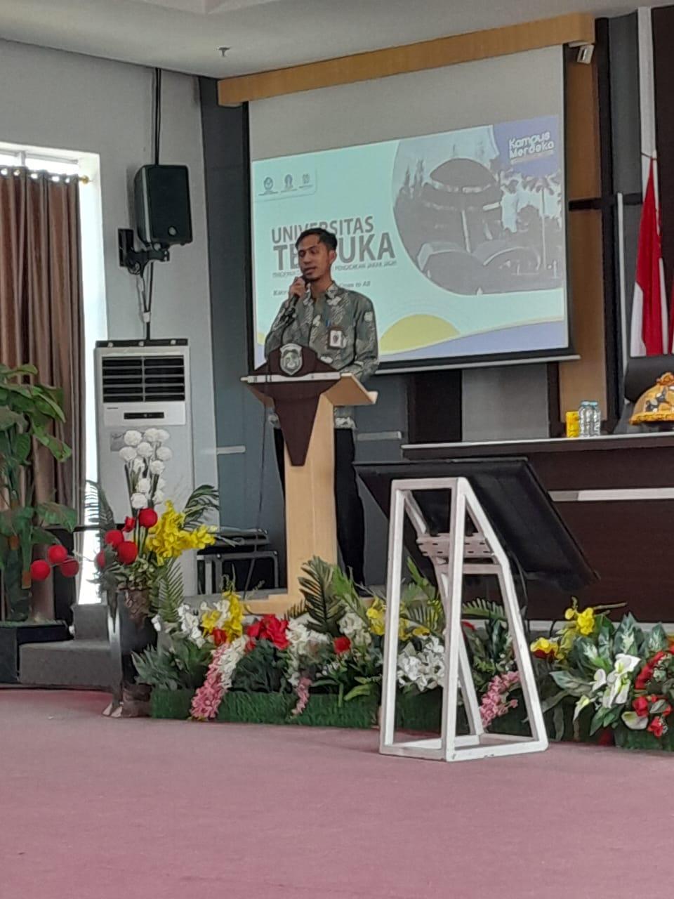 Enaknya Kuliah di UT Majene Belajar Jarak Jauh, Waktu Fleksibel Hingga Biaya Pendidikan Terjangkau