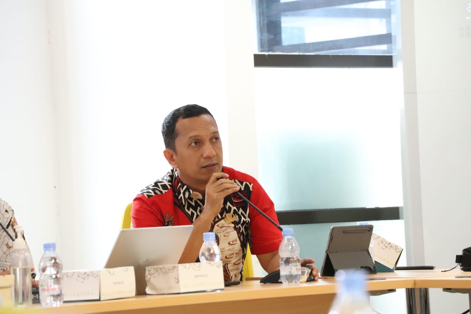 Plt-Kadis-Komunikasi-Informatika-Persandian-dan-Statistik-Pemprov-Sulbar-Muhammad-Ridwan-Djafar.jpg