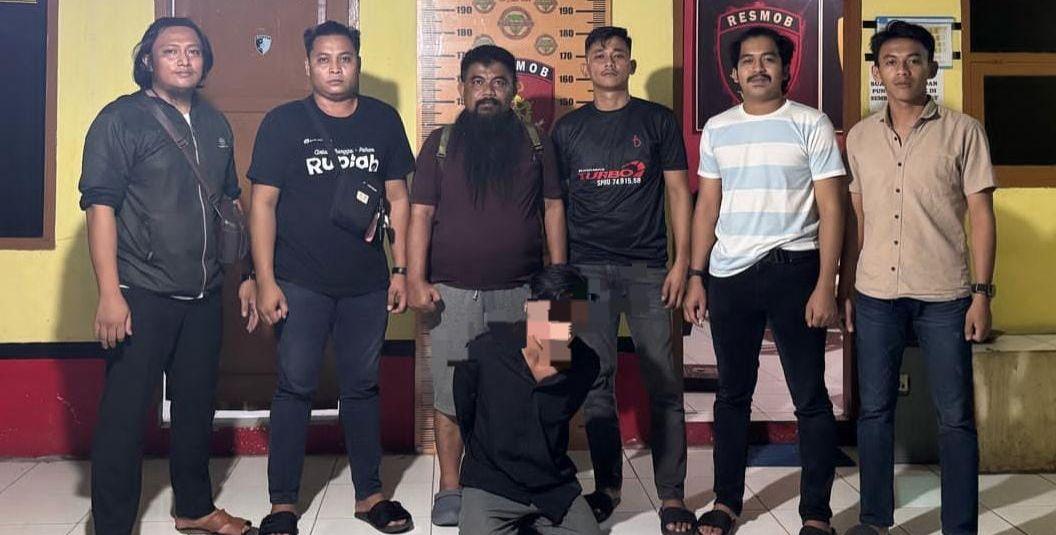 Polresta-Mamuju-meringkus-pria-berinisial-CHS-24-atas-dugaan-tindak-pidana-persetubuhan-anak.jpg