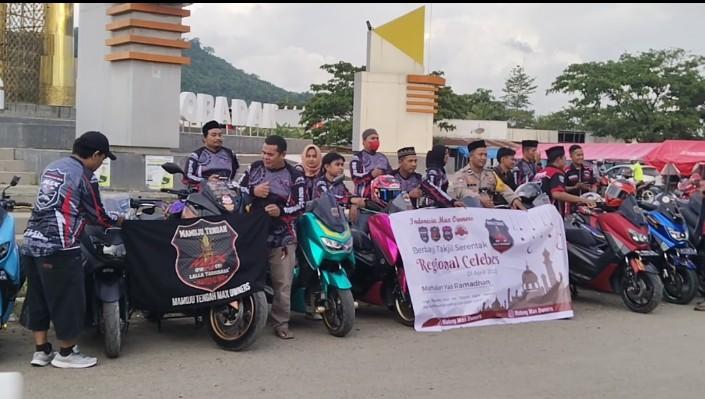 Mateng Max Owner Berbagi Ratusan Takjil Buka Puasa Gratis ke Pengendara