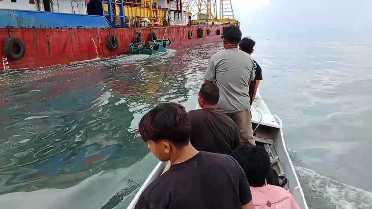 Puluhan-warga-Karossa-Kabupaten-Mam.jpg