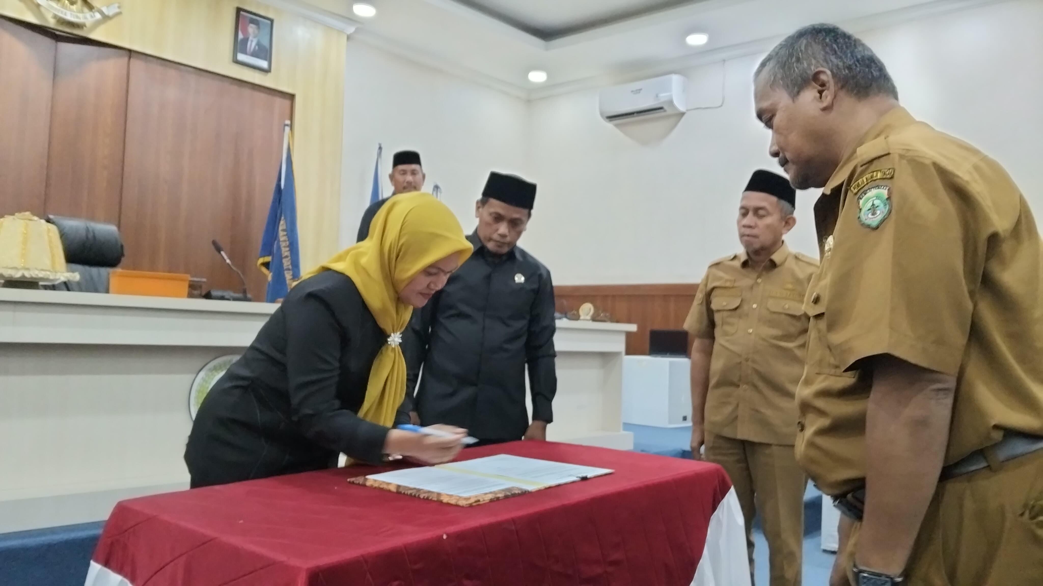 DPRD dan Pemkab Mamuju Tengah Sepakat, Ranperda Perangkat Daerah Tinggal Tunggu Evaluasi Kemendagri